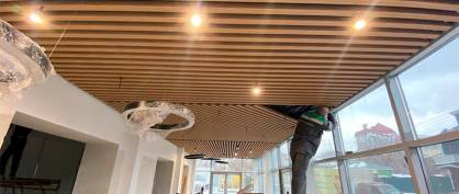 Монтаж РЕЕЧНЫХ потолков Монтаж РЕЕЧНЫХ потолков