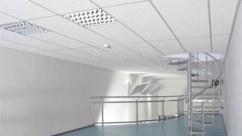Подвесной потолок Armstrong Retail 90%RH Board 1200 x 600 x 12 мм